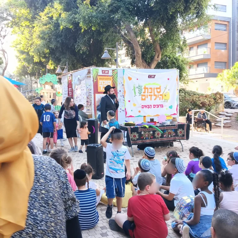 d225df58-7768-41c3-a9a6-143943cadcad