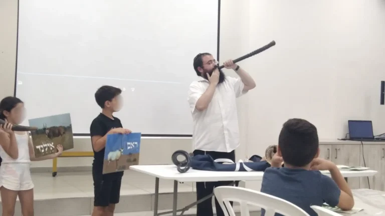 fa85c4cb-25ed-42ed-b540-61b25d714a74